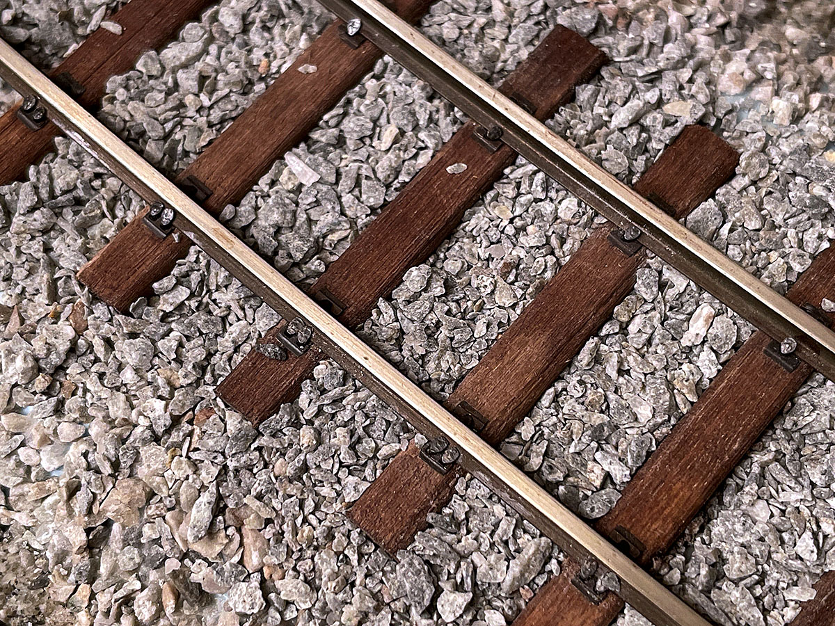 mainline_2.jpg